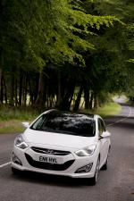 Hyundai i40 Station Wagon CRDi 2011 года (UK)